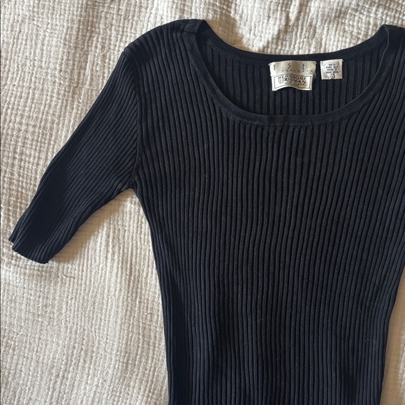 Vintage Ribbed Knit Tee 100% Silk - Picture 4 of 5